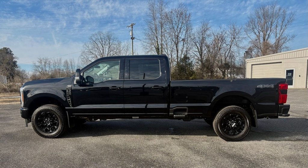 New 2026 Ford F-350SD Lariat Truck