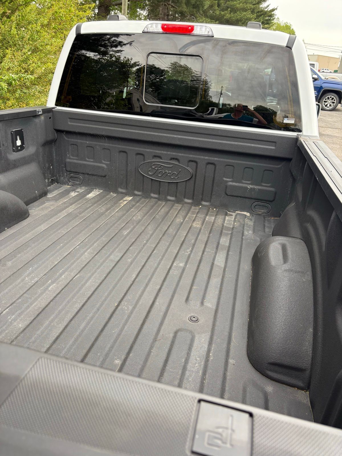 2022 Ford F-150 Lariat - Photo 12