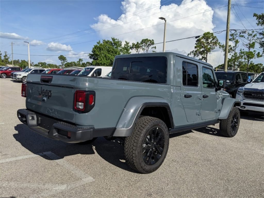 New 2024 Jeep Gladiator NIGHTHAWK 4X4 For Sale Galeana CDJR in Fort