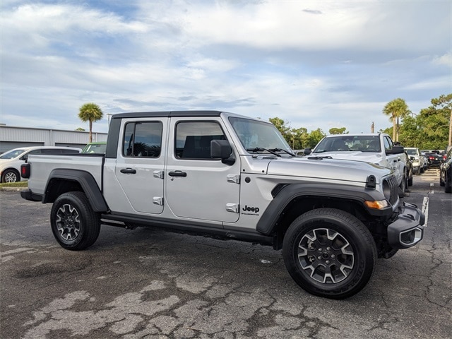 2024 Jeep Gladiator Sport