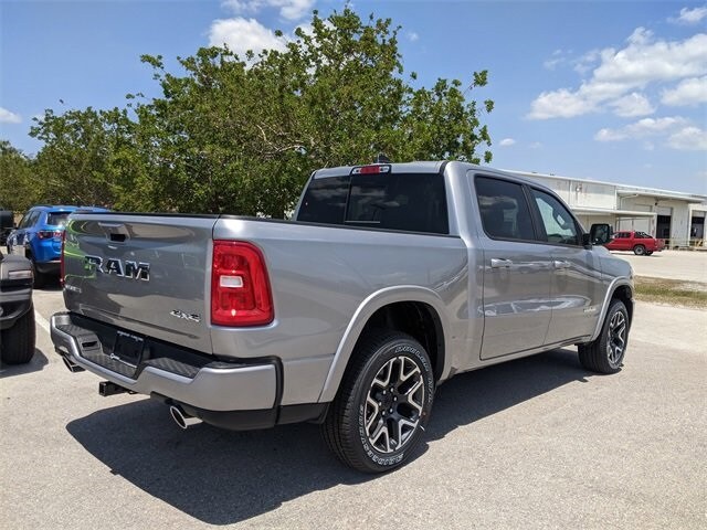 2025 Ram 1500 Laramie photo 4