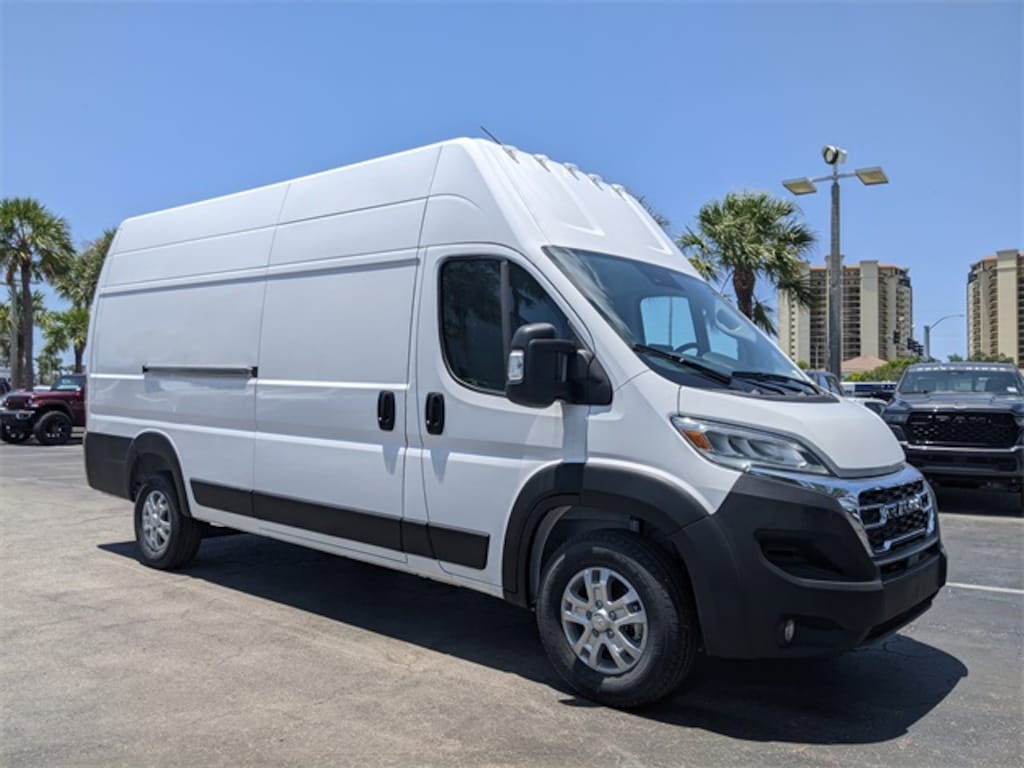 New 2025 Ram ProMaster PROMASTER 3500 SLT CARGO VAN SUPER HIGH ROOF 159' Cargo Van