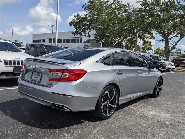 2022 Honda Accord Sport photo 3