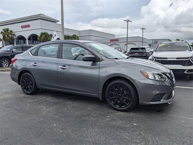 Used 2016 Nissan Sentra SV with VIN 3N1AB7AP8GL675159 for sale in Fort Myers, FL