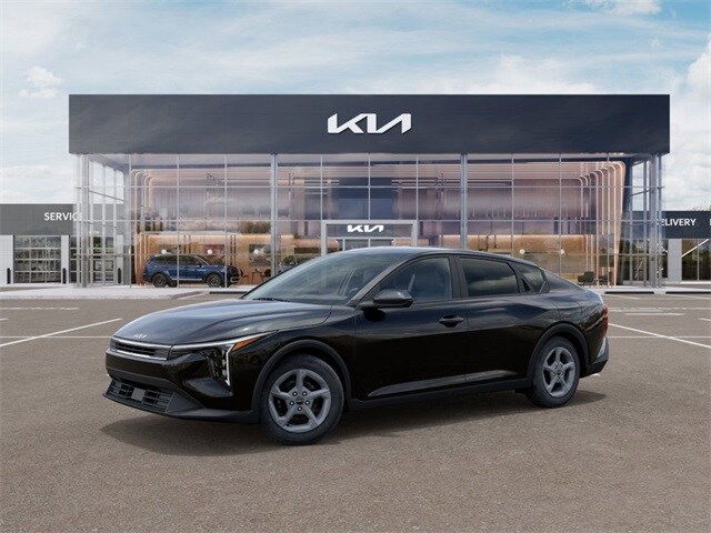 2025 Kia K4 LXS photo 3