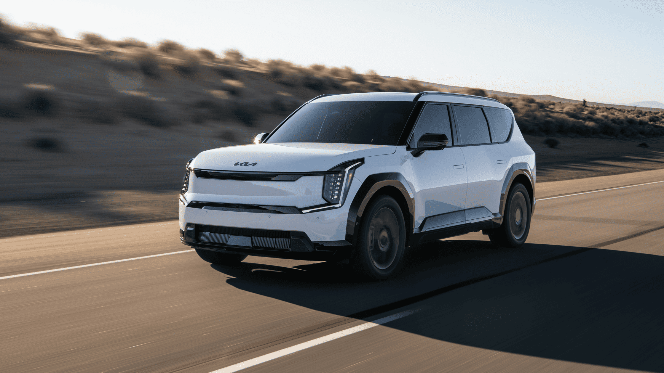 The 2026 Kia EV9 represents a focused step forward in the electric vehicle segment, offering detailed improvements in propulsion, thermal regulation, interior configuration, and integrated technologies