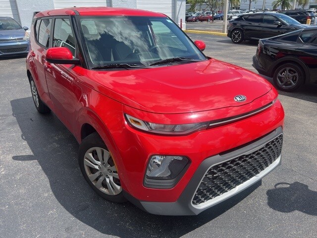2020 Kia Soul LX photo 2