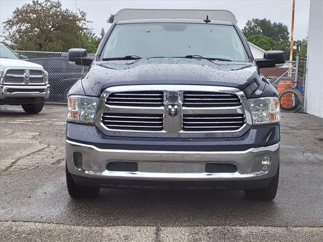 Used 2018 RAM Ram 1500 Pickup Lone Star with VIN 3C6JR7BTXJG244415 for sale in Warren, MI