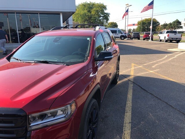 2021 Gmc Acadia SLE photo 3