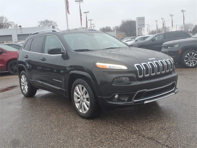 2018 Jeep Cherokee Overland photo 2