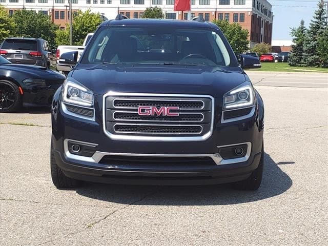 Used 2017 GMC Acadia Limited Base with VIN 1GKKVSKD5HJ193049 for sale in Warren, MI