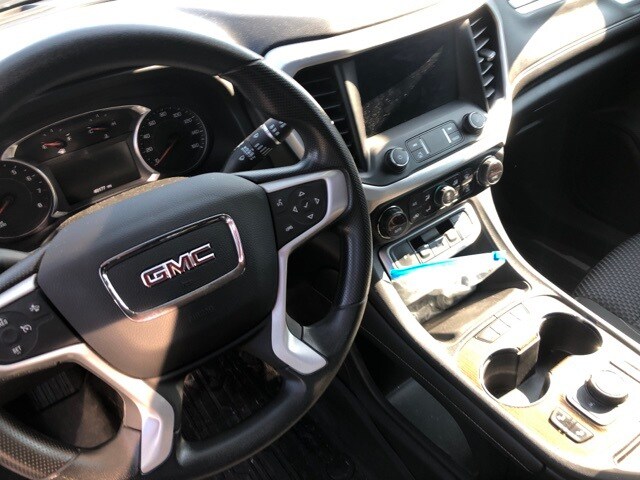 2021 Gmc Acadia SLE photo 4