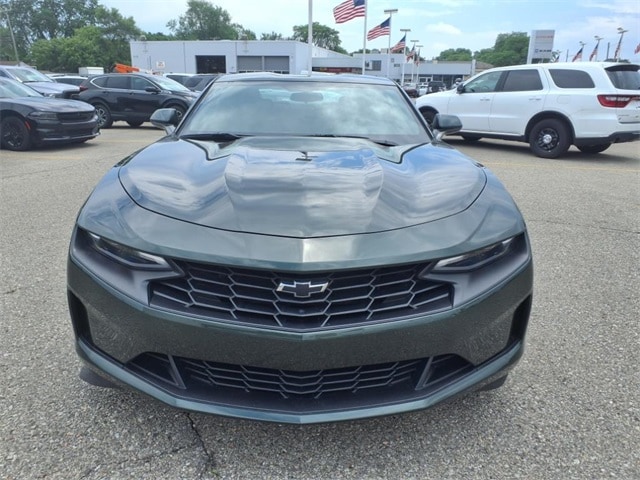 Used 2020 Chevrolet Camaro 1LT with VIN 1G1FB1RS8L0107650 for sale in Warren, MI