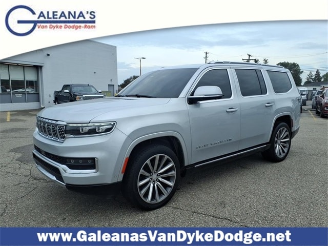 2022 Jeep Grand Wagoneer Series II's photo