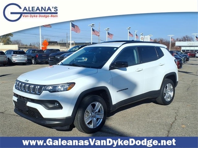 2022 Jeep Compass Latitude's photo