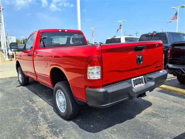 2024 Ram 2500 Tradesman photo 3