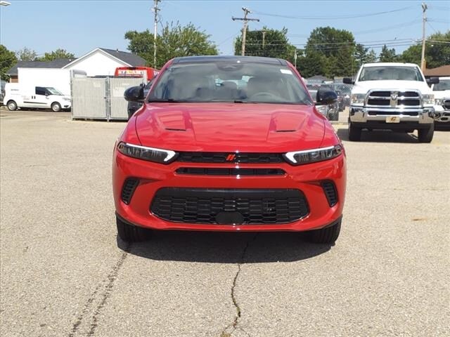 2024 Dodge Hornet GT photo 2