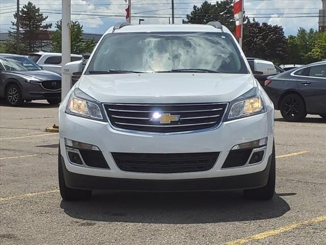 Used 2017 Chevrolet Traverse 1LT with VIN 1GNKVGKD6HJ219786 for sale in Warren, MI