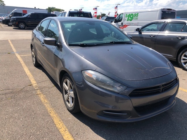 Used 2016 Dodge Dart SXT with VIN 1C3CDFBB0GD728671 for sale in Warren, MI