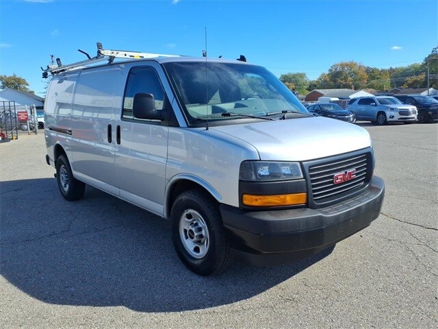 2020 Gmc Savana 2500 Cargo photo 2