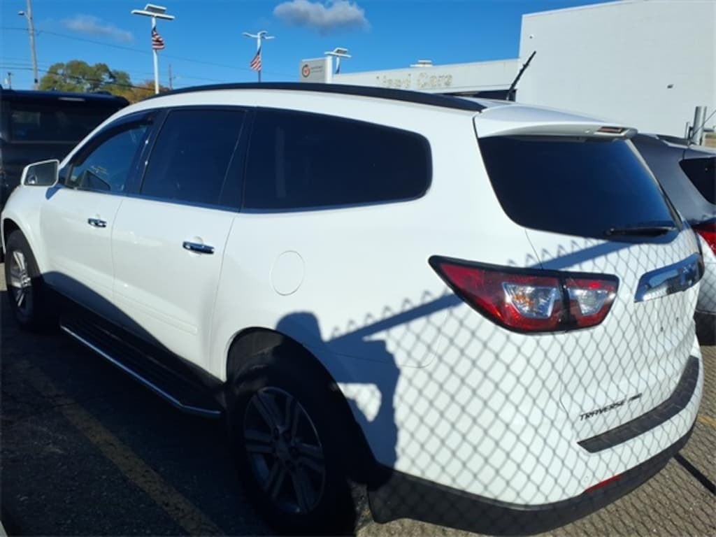 Used 2017 Chevrolet Traverse LT w/2LT SUV