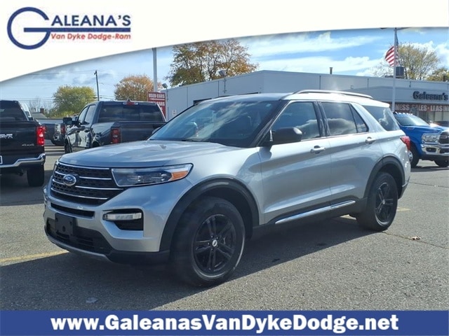 2022 Ford Explorer XLT's photo