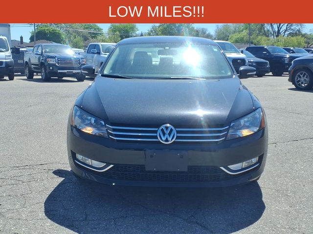 Used 2015 Volkswagen Passat Limited Edition with VIN 1VWAT7A36FC094919 for sale in Warren, MI