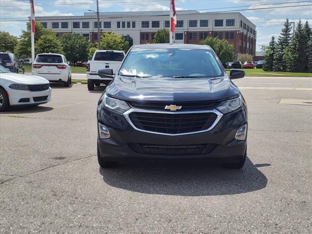 Used 2020 Chevrolet Equinox LT with VIN 2GNAXUEV6L6241981 for sale in Warren, MI