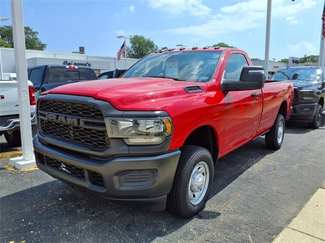 2024 Ram 2500 Tradesman photo 2