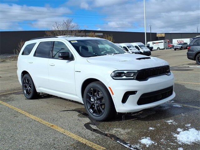 2026 Dodge Durango GT Sport photo 2