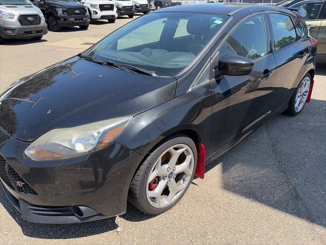 2014 Ford Focus 5 Door Hatch ST's photo