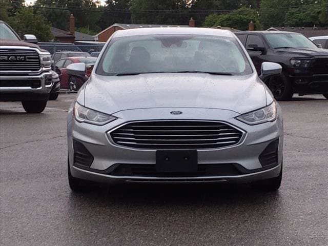 Used 2020 Ford Fusion SE with VIN 3FA6P0HD9LR157632 for sale in Warren, MI