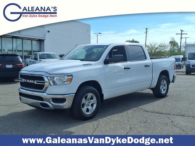 2024 RAM 1500 Tradesman 4x4 Crew Cab 5'7's photo