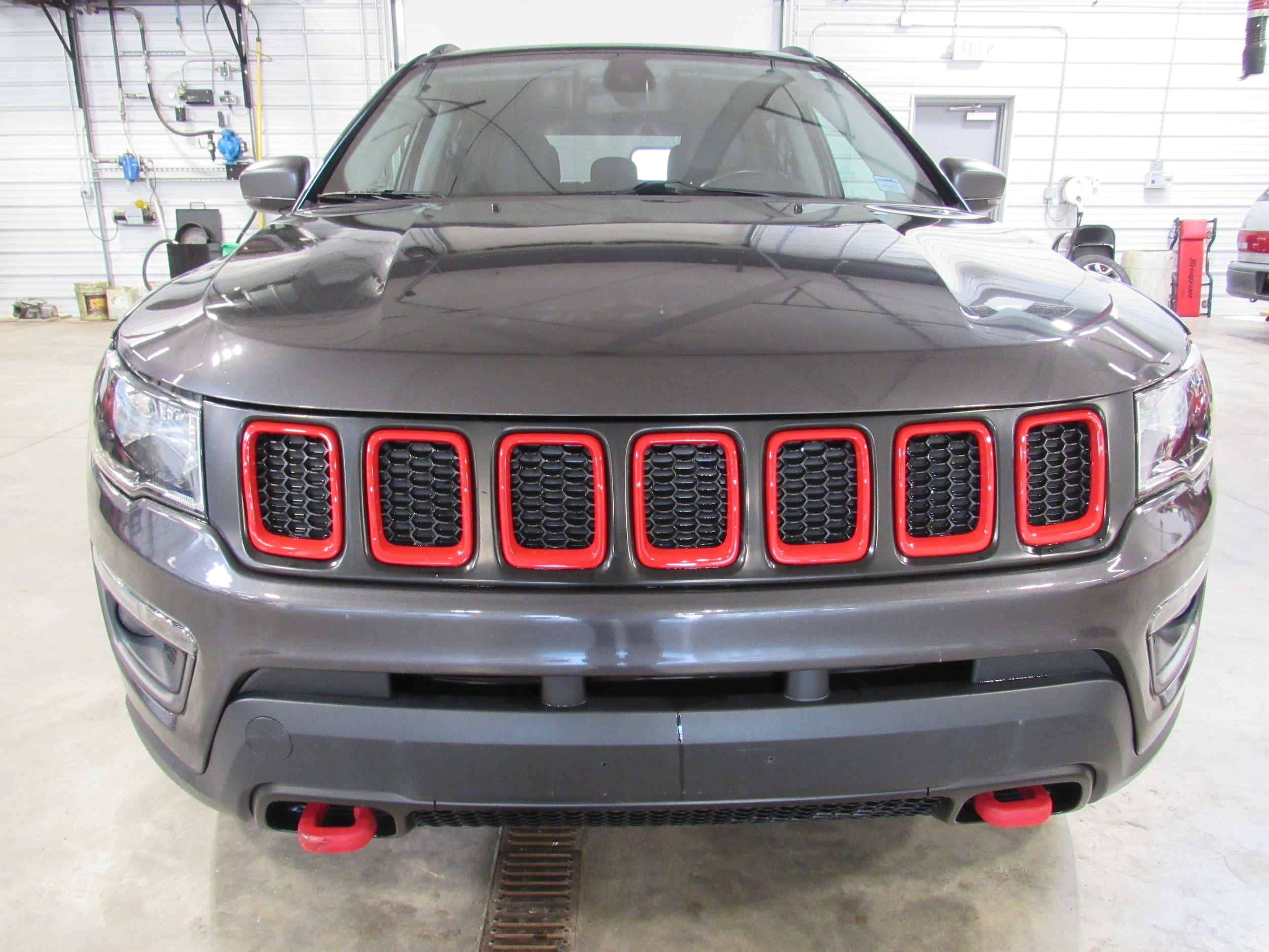 Certified 2020 Jeep Compass Trailhawk with VIN 3C4NJDDB3LT127435 for sale in Galena, IL