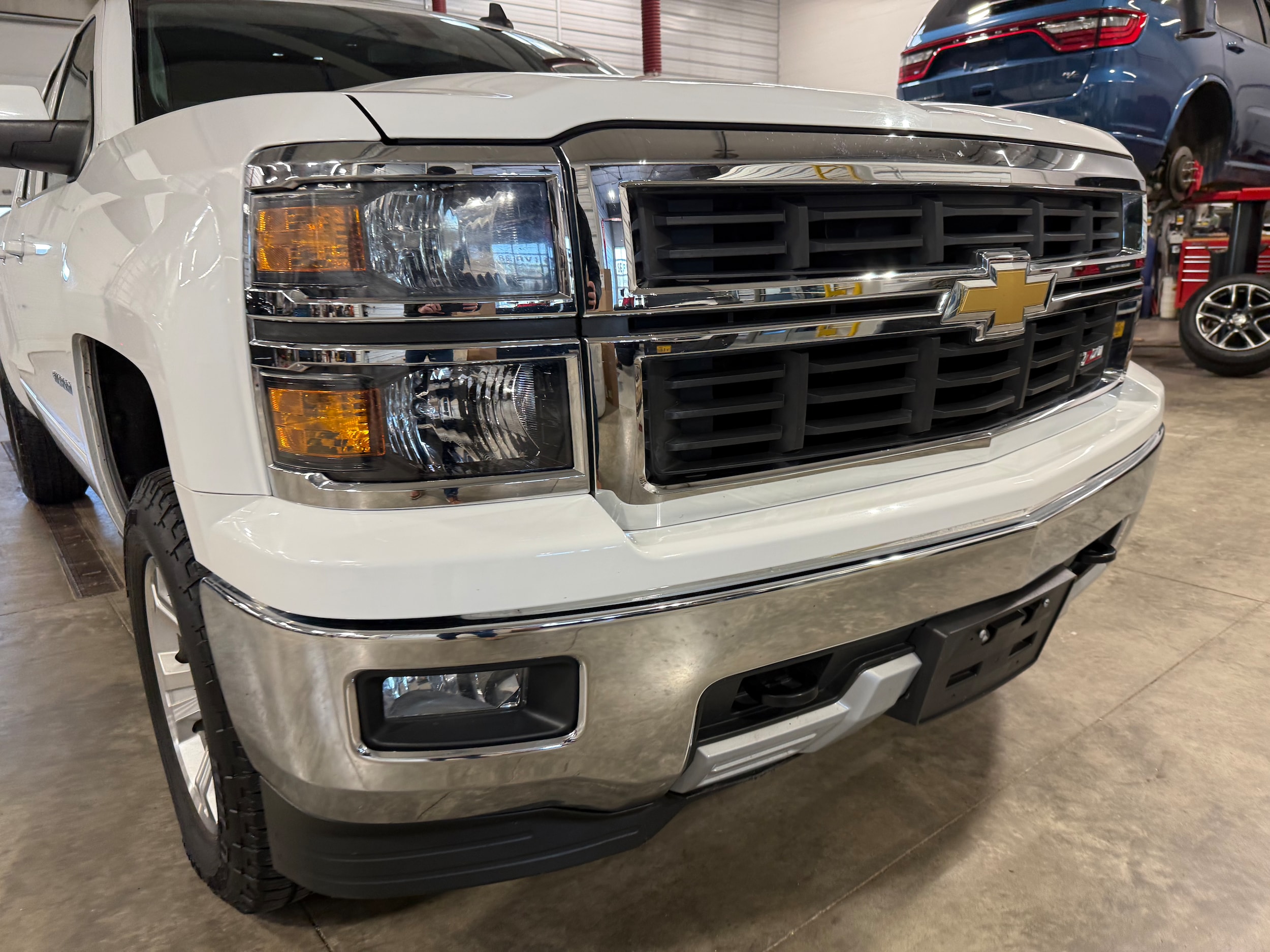 Used 2015 Chevrolet Silverado 1500 LT with VIN 1GCVKREC1FZ214345 for sale in Galena, IL