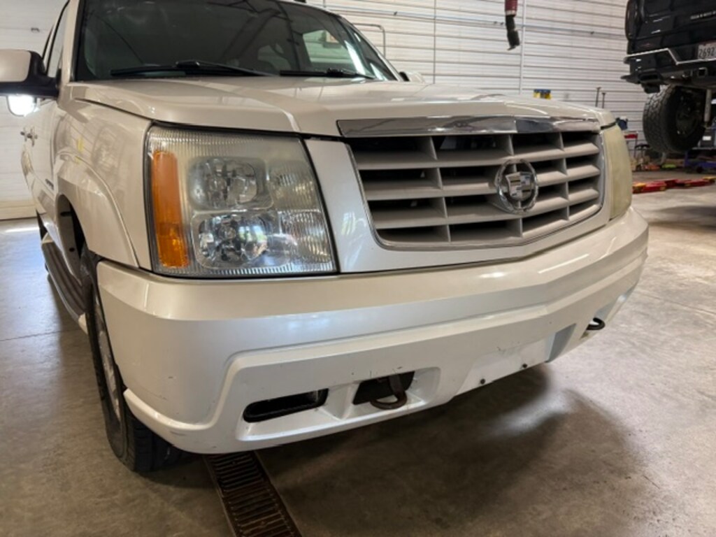 Used 2002 Cadillac Escalade Base AWD SUV