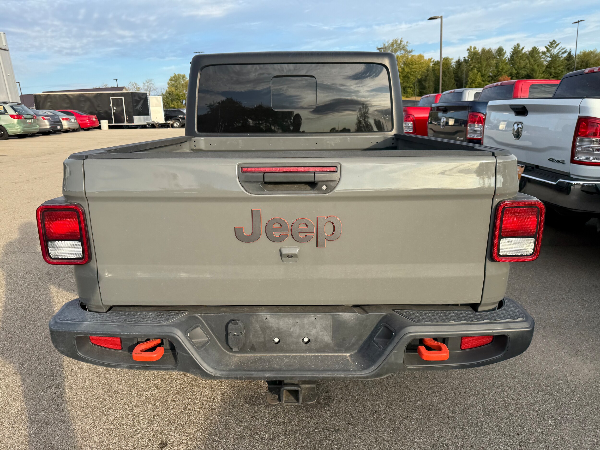 2022 Jeep Gladiator Mojave photo 3