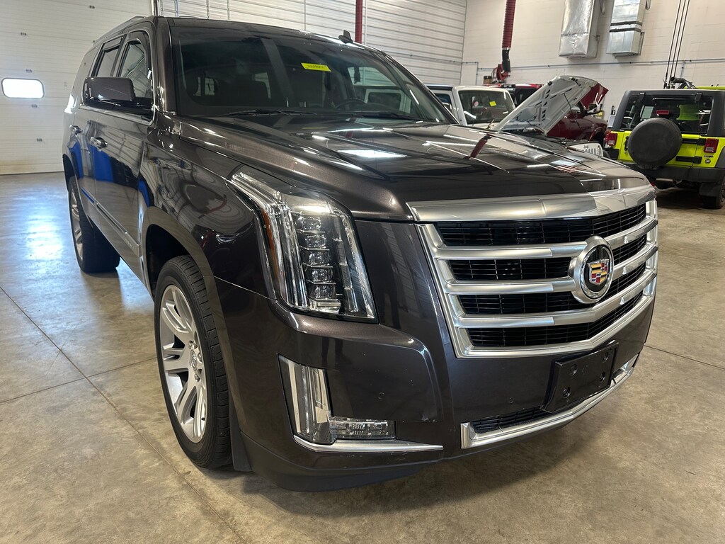 Used 2015 Cadillac Escalade Luxury 4WD For Sale Galena IL