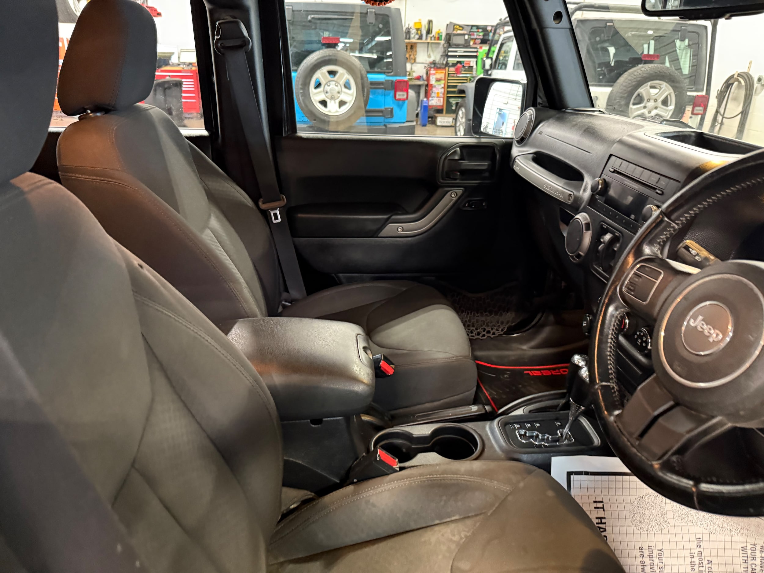 2016 Jeep Wrangler Unlimited Sport - Photo 16