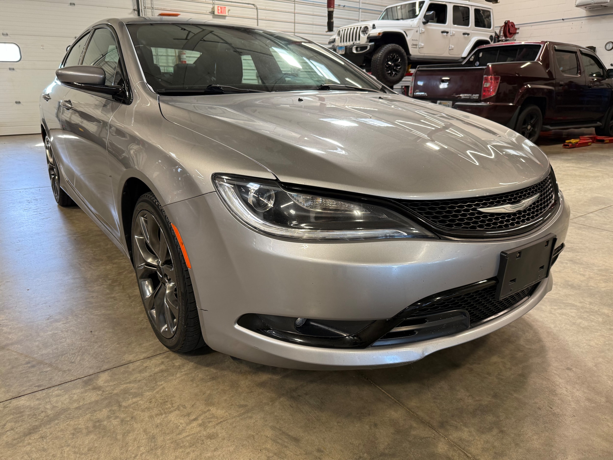 2015 Chrysler 200 S