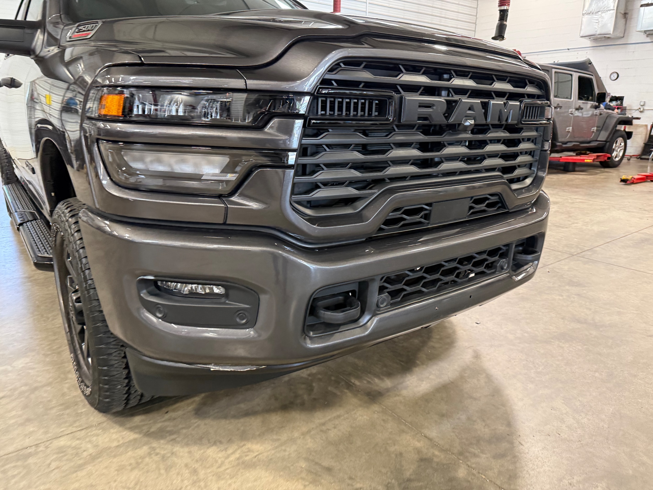 View vehicle photo 7