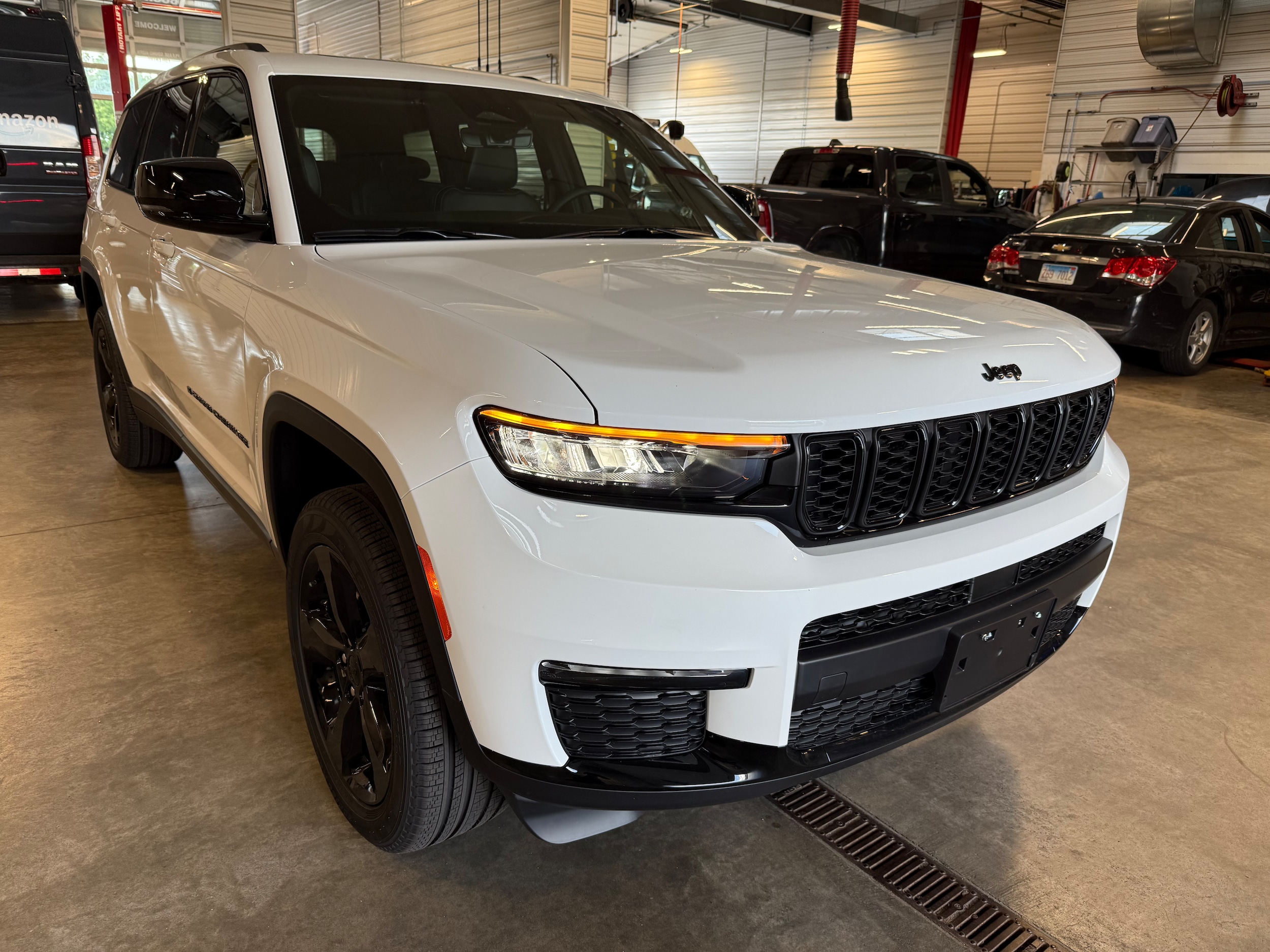2025 Jeep Grand Cherokee L LIMITED 4X4