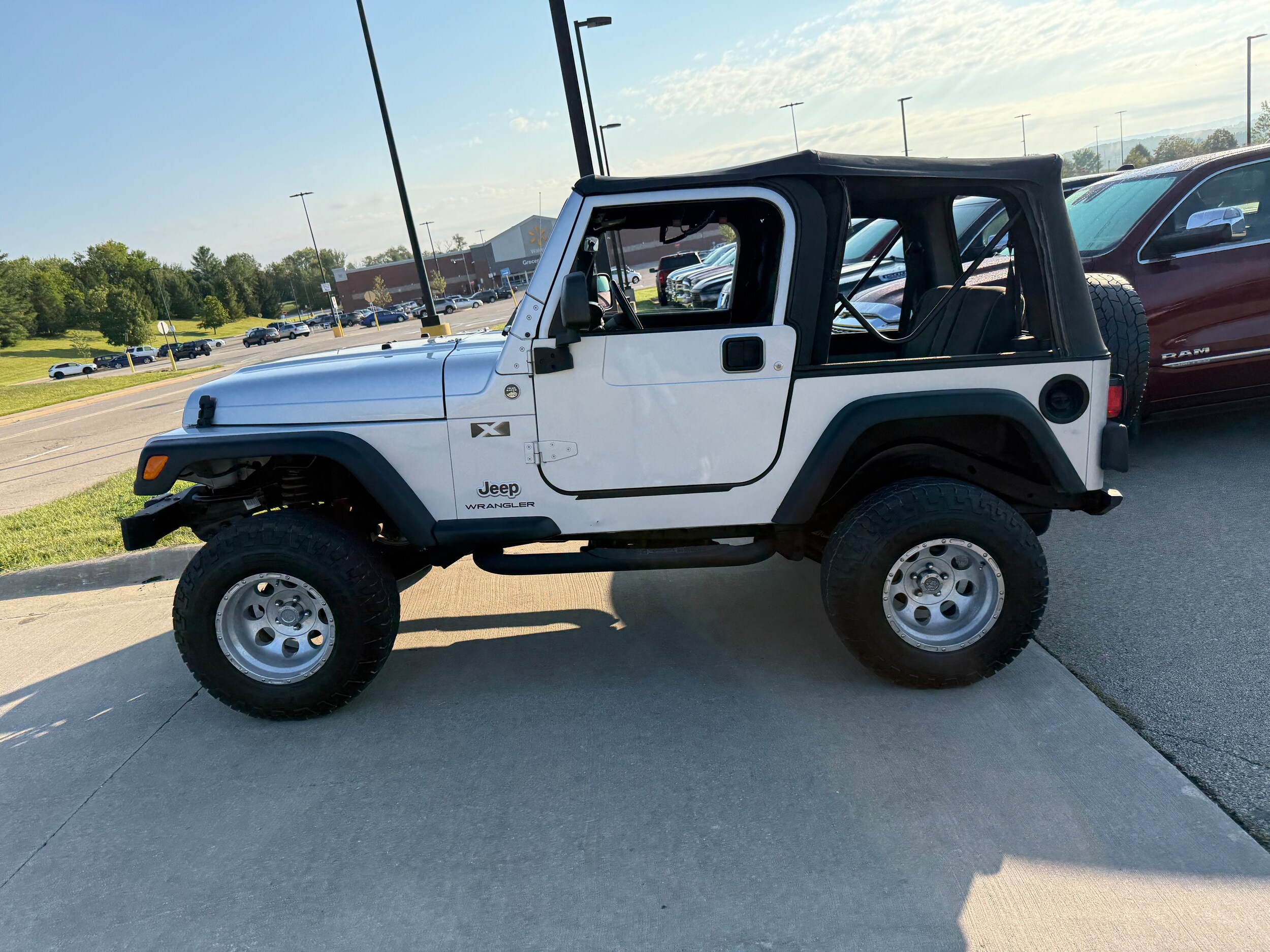 2006 Jeep Wrangler X photo 4