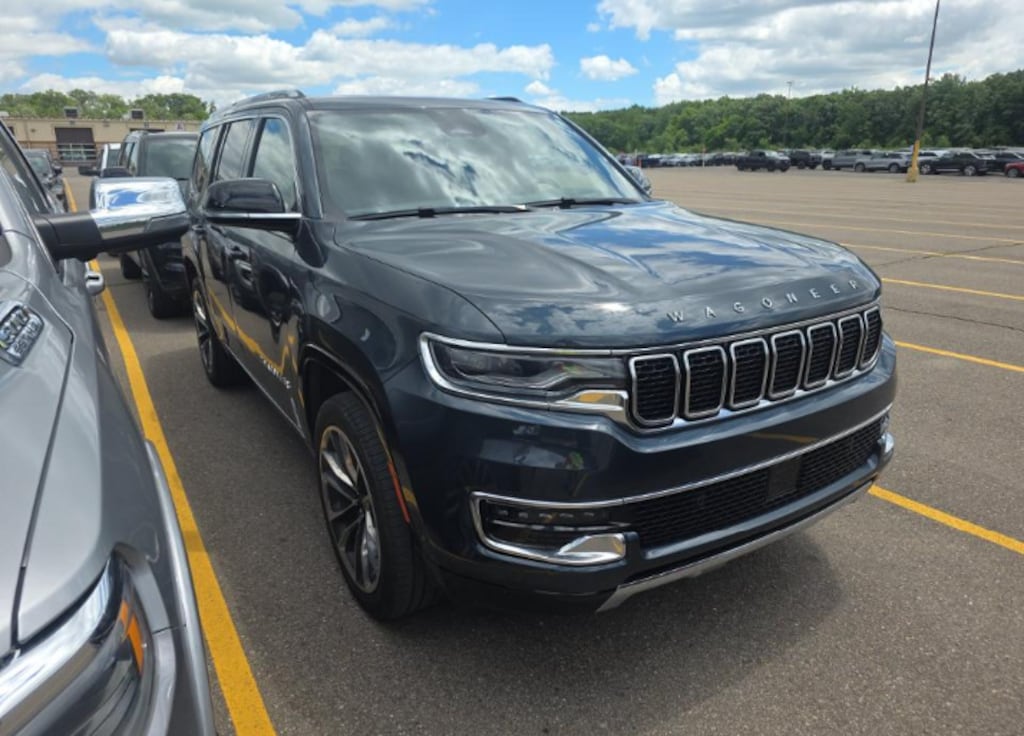 Used 2024 Jeep Wagoneer Series III 4x4 SUV