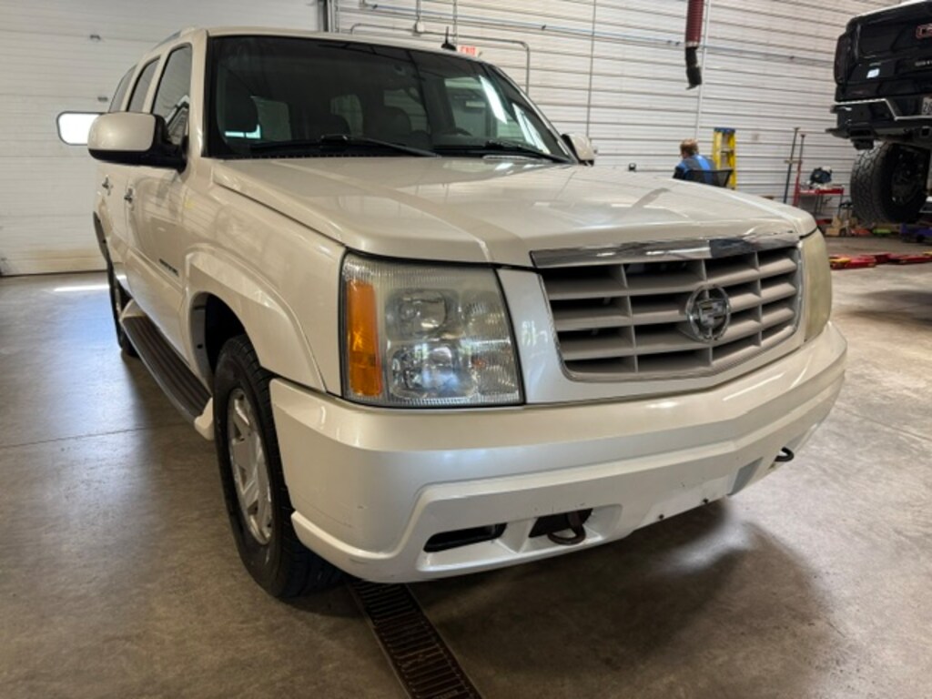 Used 2002 Cadillac Escalade Base AWD SUV