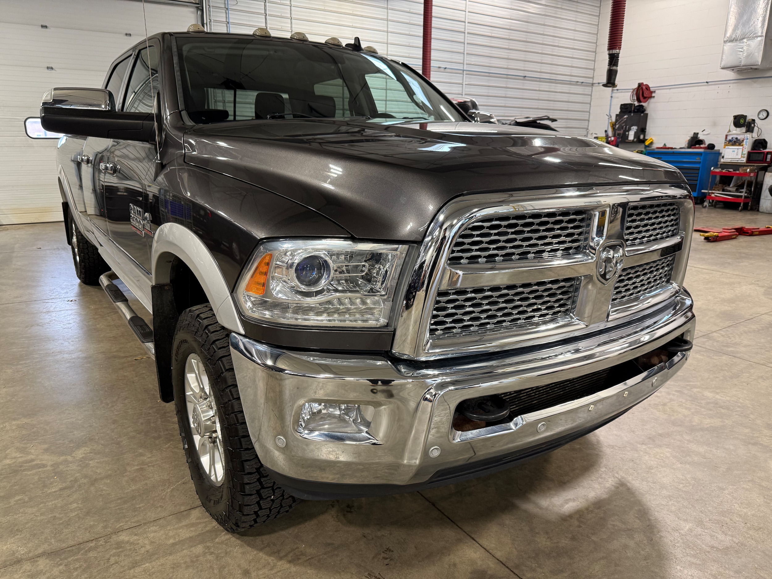 2016 RAM 2500 Laramie 4X4 Crew Cab LWB's photo