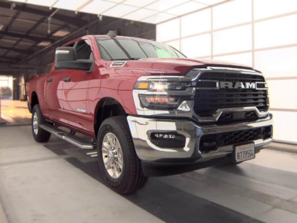 Certified 2026 Ram 2500 Big Horn Crew Cab 4x4 PICKUP