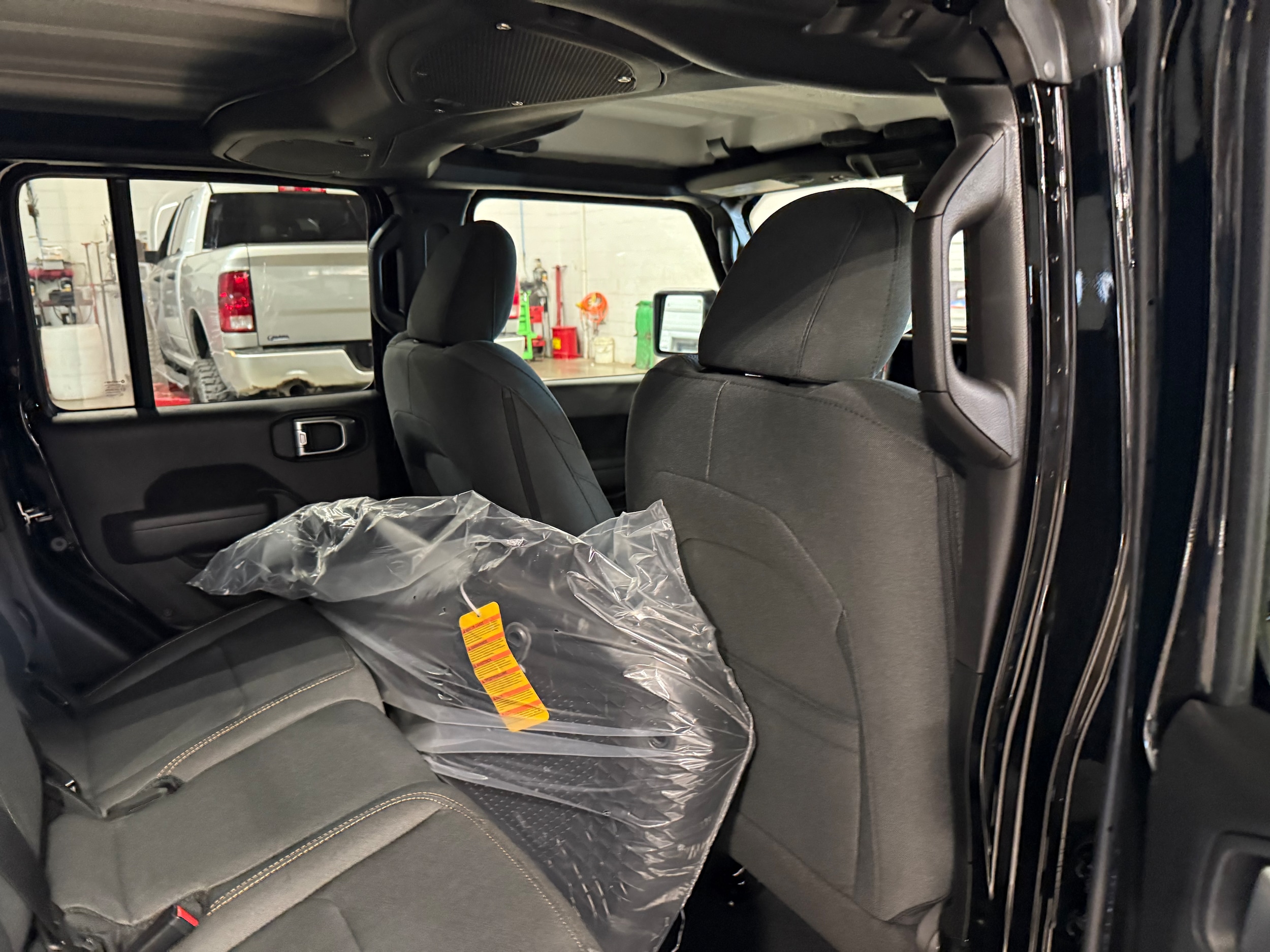 2026 Jeep Gladiator Willys - Photo 27