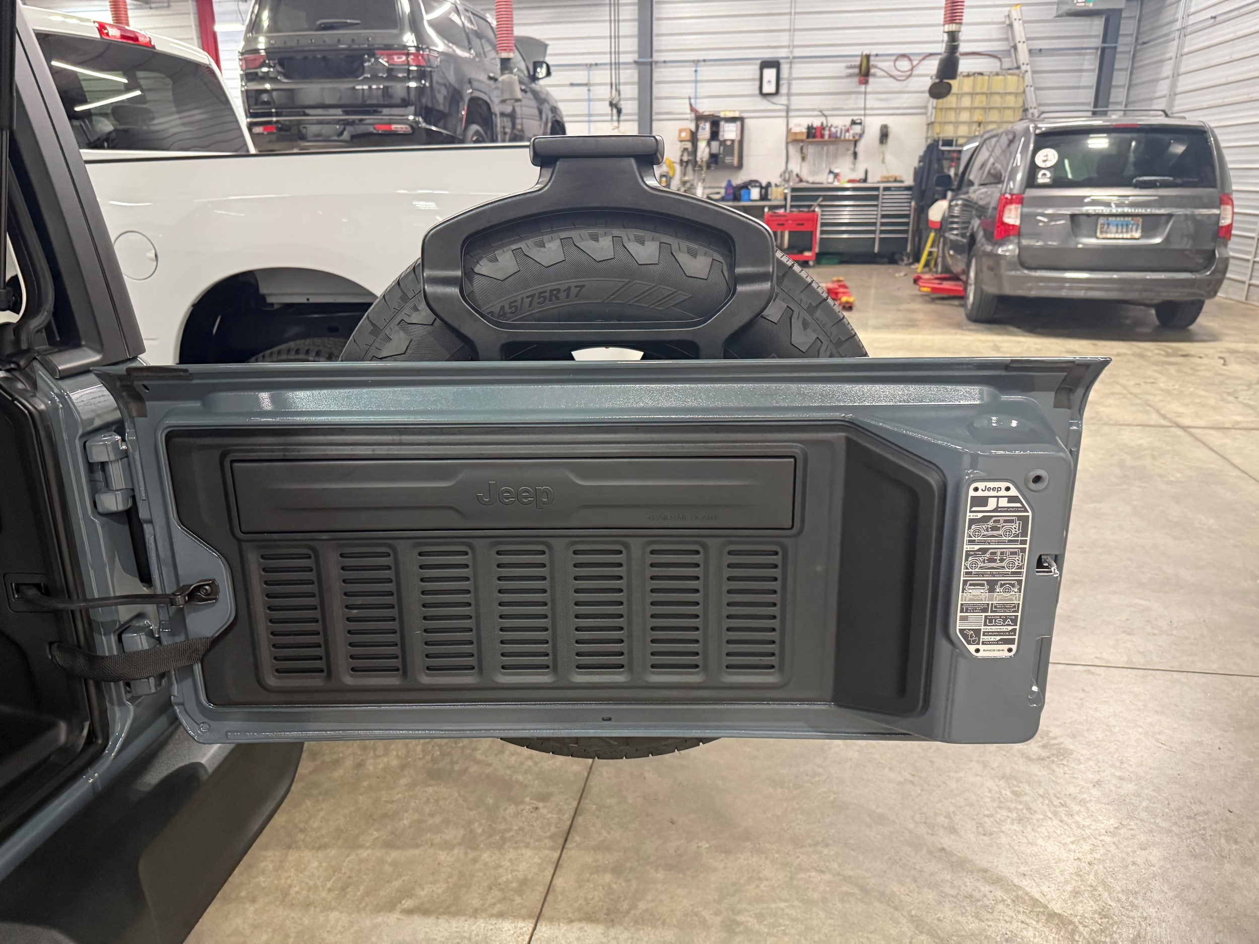2026 Jeep Wrangler 2-Door Sport - Photo 12