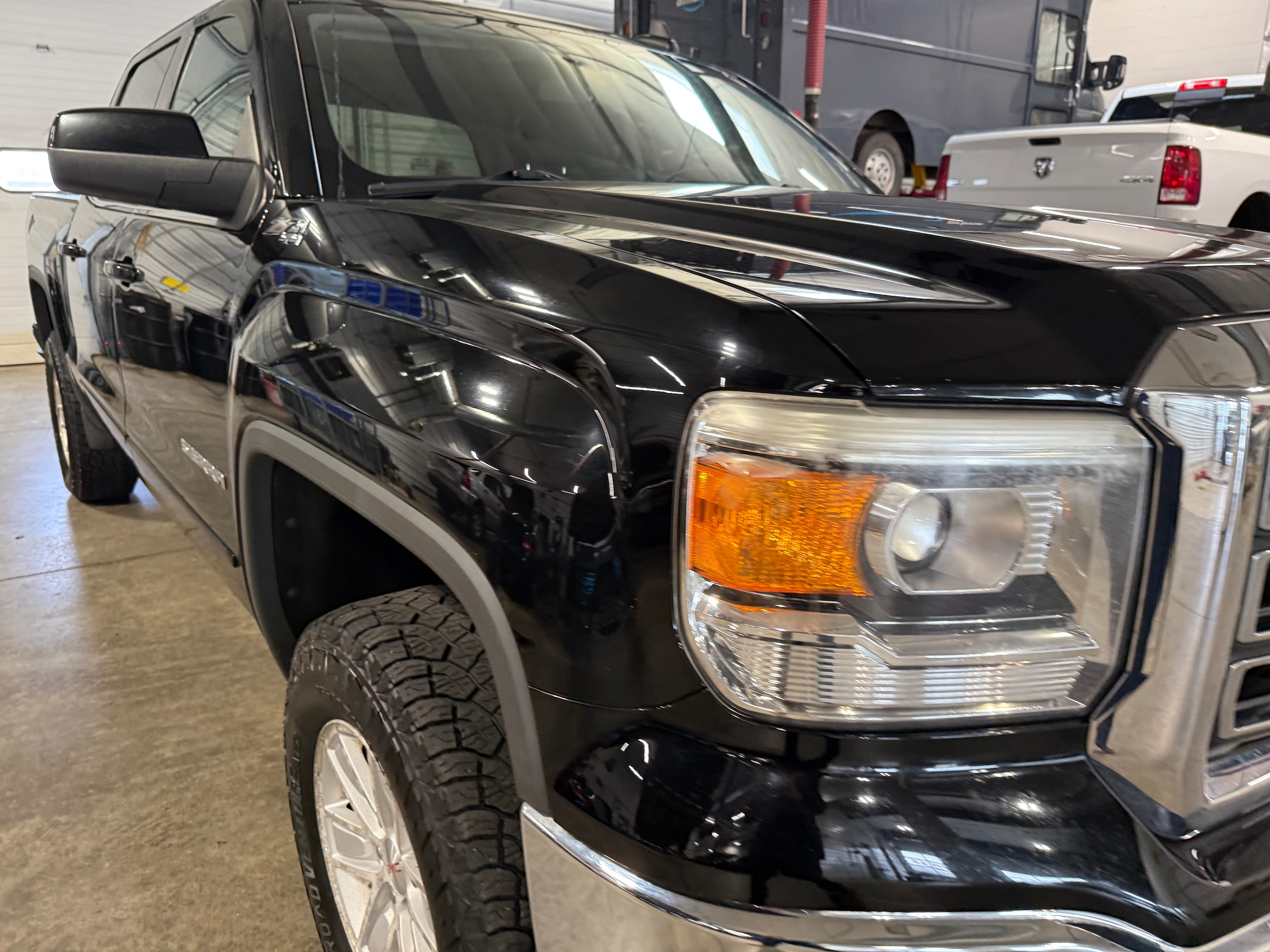 Used 2015 GMC Sierra 1500 SLE with VIN 3GTU2UEC6FG126356 for sale in Galena, IL